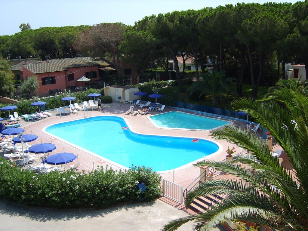 Park Hotel Baia Domizia Extérieur photo